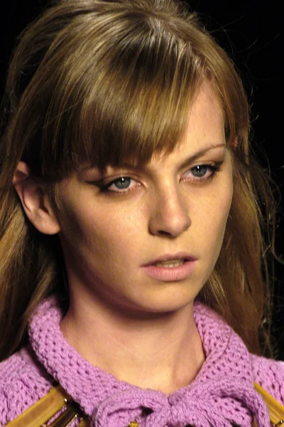 Look 28